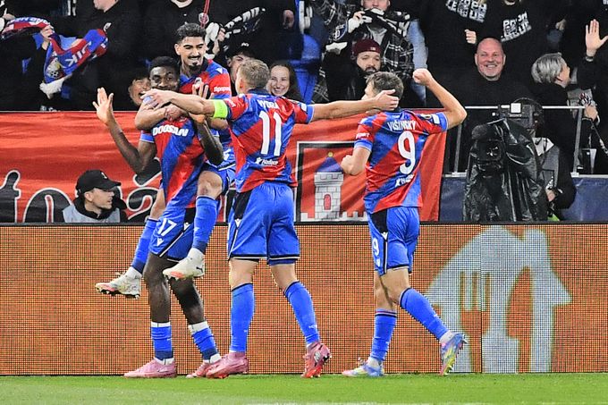 Plzeň - Malmö 3:0. Kapitán Vydra u všech gólů, padly tři červené karty Plzeň - Malmö 3:0. Kapitán Vydra u všech gólů, padly tři červené karty