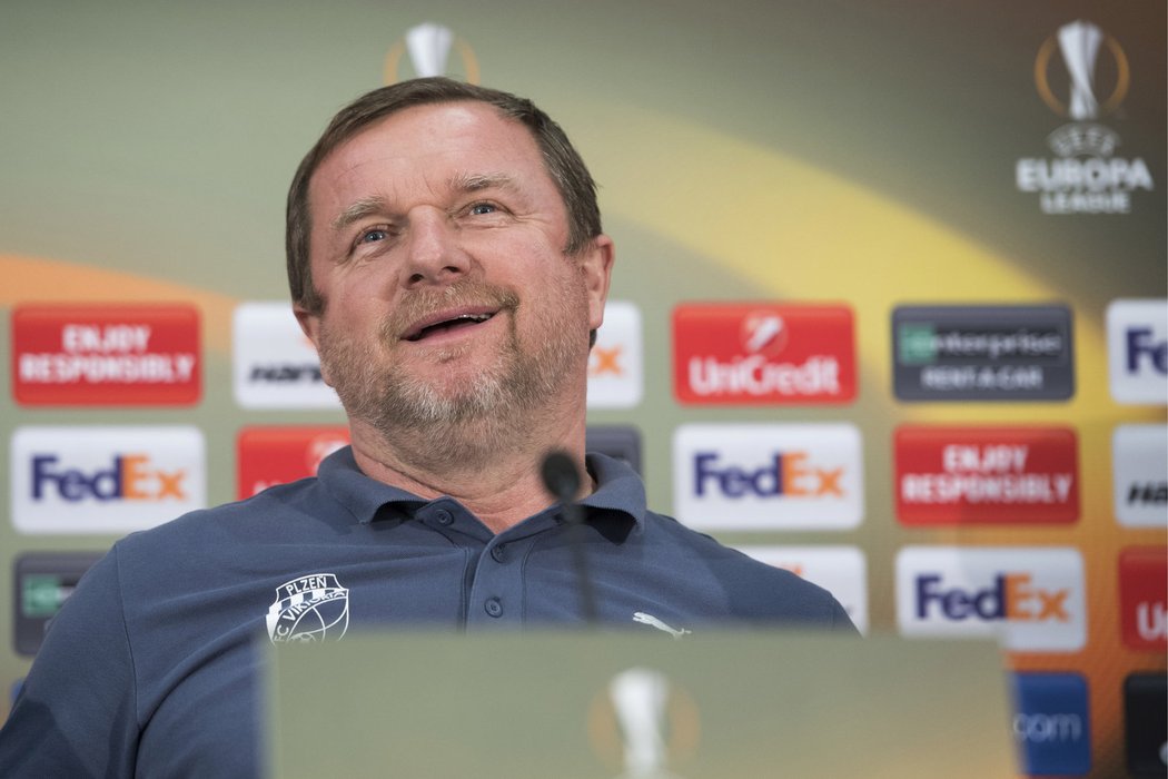 Kouč Plzně Pavel Vrba na tiskové konferenci před zápasem Evropské ligy proti Luganu