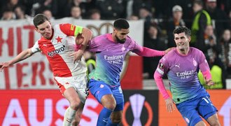 Zdrcený Provod: I Giroud říkal, že to není červená. Zničený svátek fotbalu