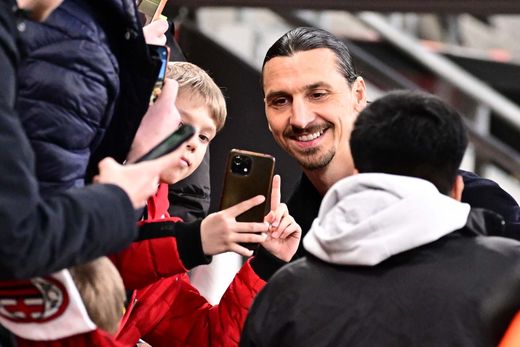 S AC Milán dorazil do Prahy i Zlatan Ibrahimovic S AC Milán dorazil do Prahy i Zlatan Ibrahimovic