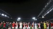 Fotbalisté Slavie po utkání na hřišti Chelsea poděkovali za podporu svým fanouškům