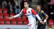 Tijani Belaid bezpečně proměnil penaltu a poslal Slavii proti Lille do vedení