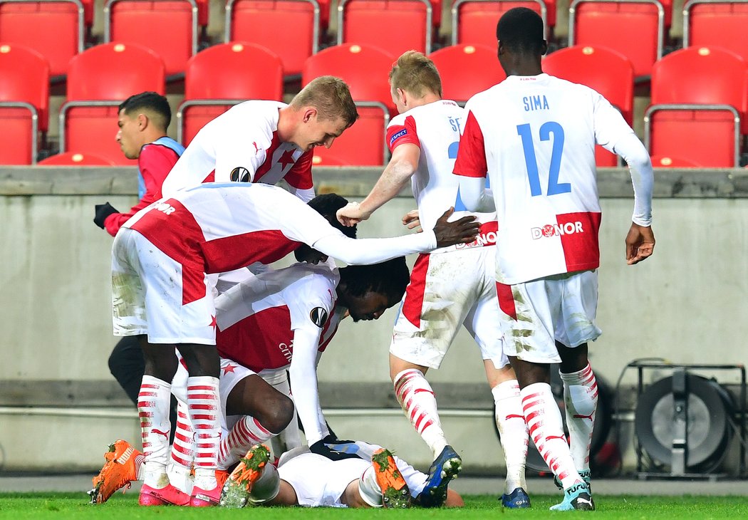 Slavia zvládla důležité utkání proti Nice