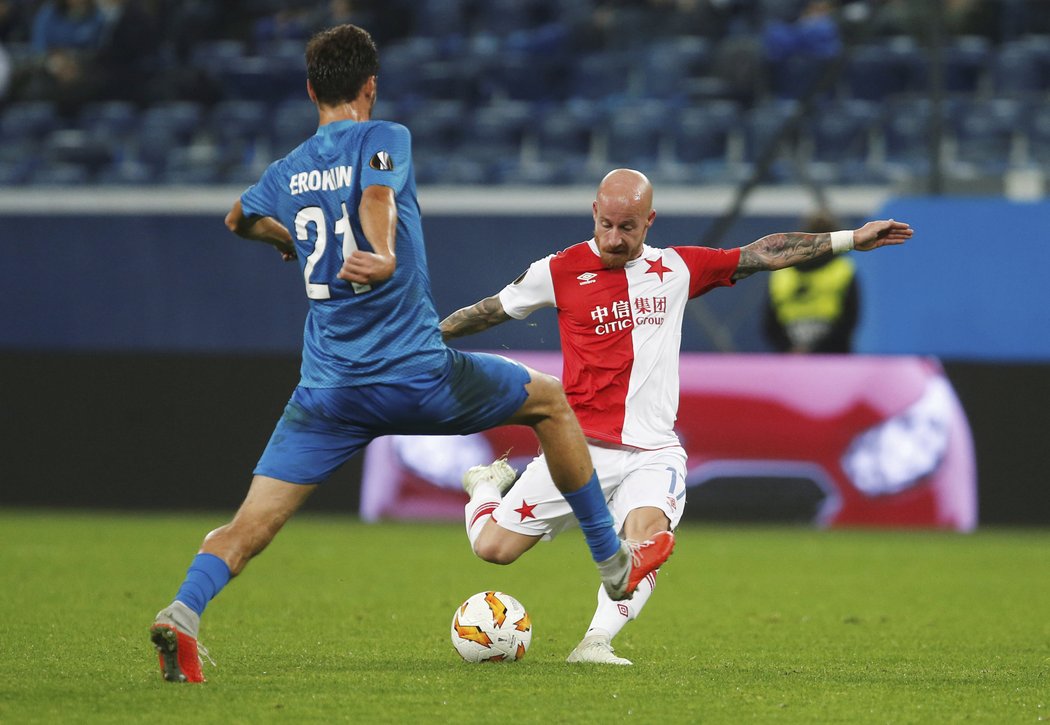 Miroslav Stoch v jedné z mnoha šancí Slavie v zápasu proti Zenitu Petrohrad.