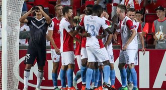 Slavia – Bordeaux 1:0. První výhru ve skupině trefila Zmrhalova paráda