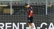 Zlatan Ibrahimovic z AC Milán po neproměněné penaltě v utkání Evropské ligy se Spartou