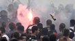 Fanoušci srbského fotbalového klubu Crvena Zvezda Bělehrad před utkáním třetího předkola Evropské ligy se Spartou