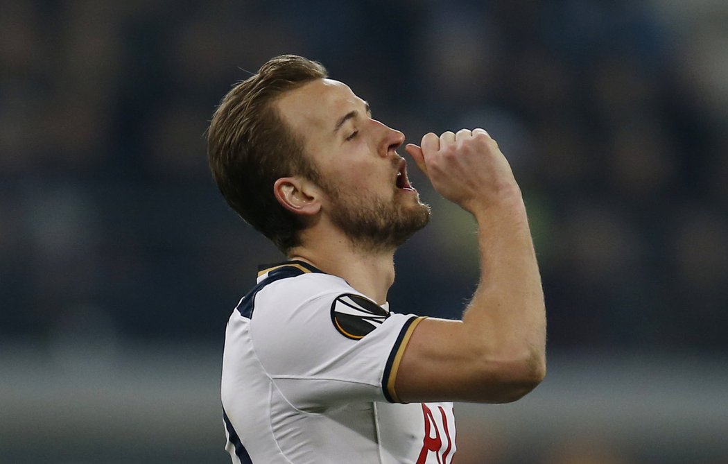 Ani střelec Harry Kane nedokázal pomoci Tottenhamu, který senzačně prohrál s Gentem