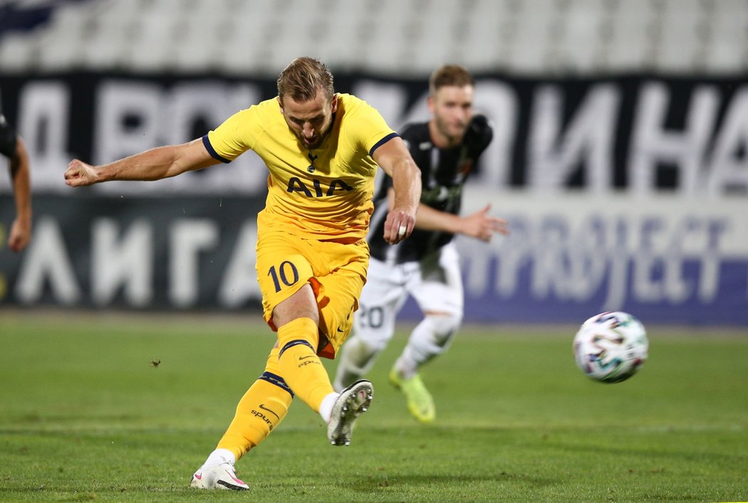 Tottenham se ve 2. předkole Evropské ligy na postup pořádně nadřel. Proti Lokomotivu Plovdiv otočil zápas ve svůj prospěch až v závěru, kdy domácí dohrávali v bez dvou vyloučených hráčů