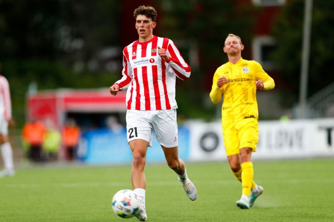 Norský stoper pro Spartu: proti Hradci ukázal kvalitu, ale rozehrávač potřebuje zesílit Norský stoper pro Spartu: proti Hradci ukázal kvalitu, ale rozehrávač potřebuje zesílit
