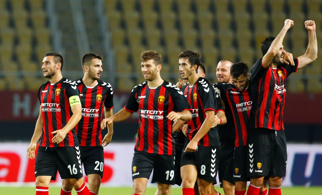 Vardar Skopje si připsal jedno ze čtvrtečních překvapení, Fenerbahce doma zdolal 2:0