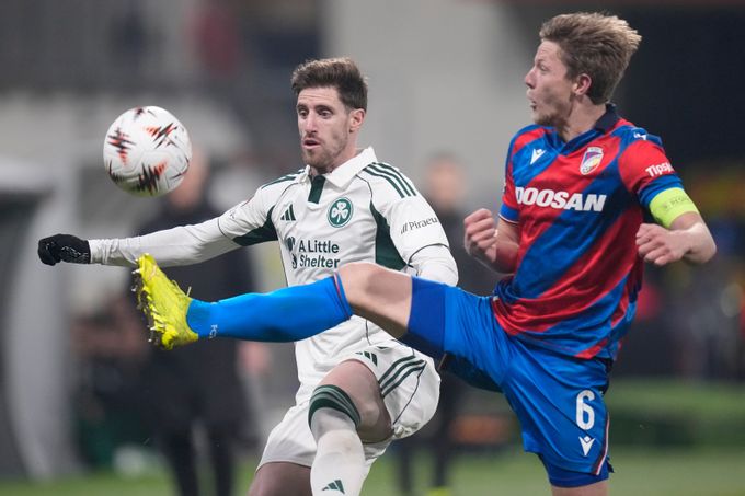 Souaré byl po penaltě zlomený. Bolí to, ale už dal hlavu nahoru, říká Červ Souaré byl po penaltě zlomený. Bolí to, ale už dal hlavu nahoru, říká Červ