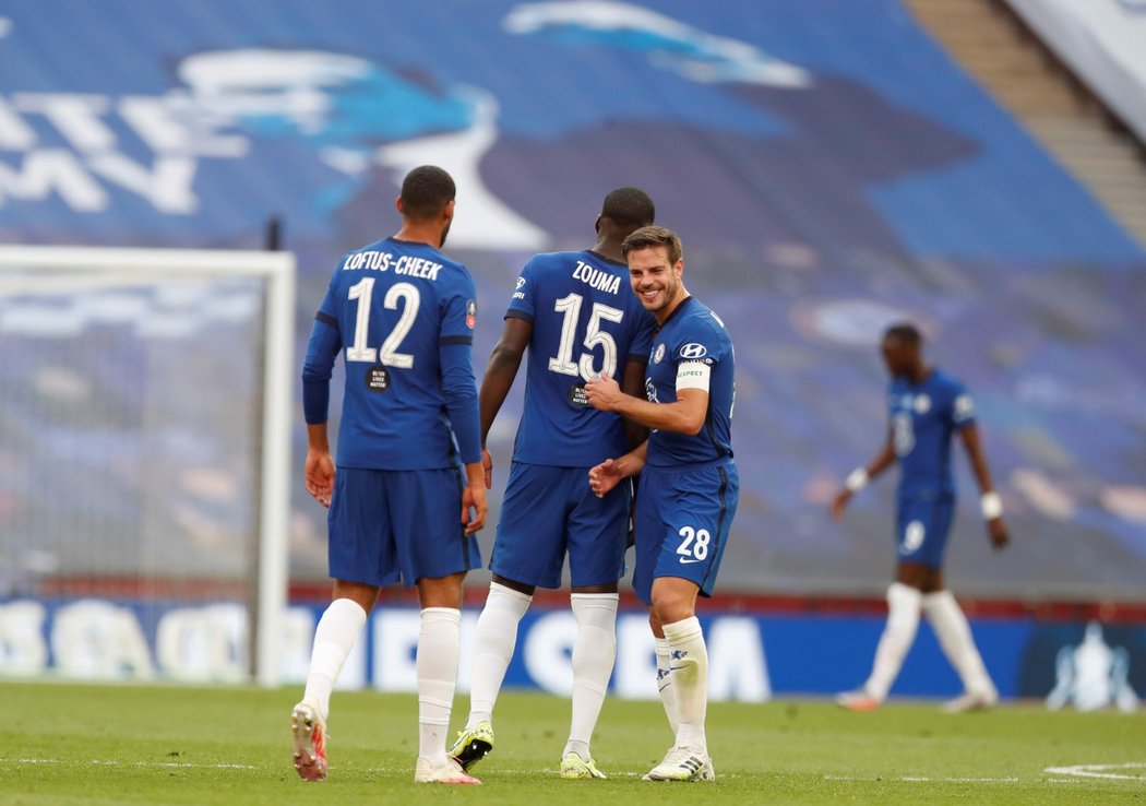 Chelsea porazila v semifinále FA Cupu Manchester United a zahraje si finále ve Wembley proti Arsenalu