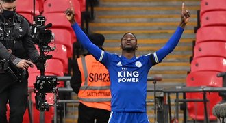 Ve finále FA Cupu vyzve Chelsea Leicester. O postupu rozhodl Iheanacho