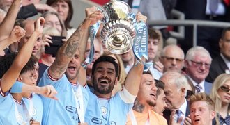 City slaví FA Cup, Gündogan přiblížil treble. Ikona: Problém United? De Gea