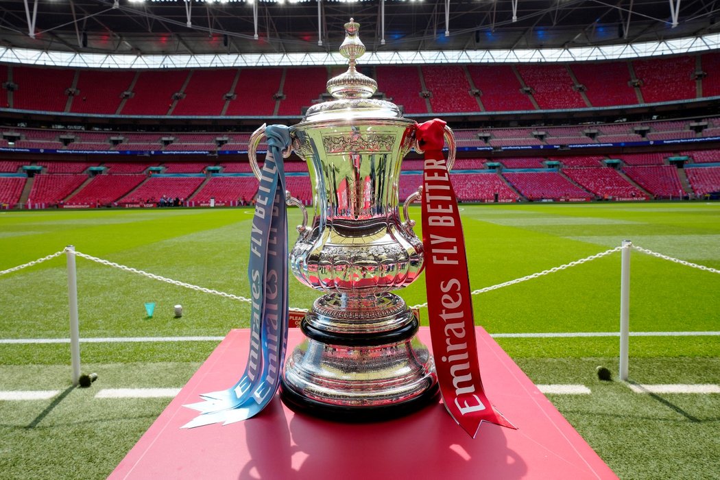 Ve finále FA Cupu ve Wembley se hraje manchesterské derby