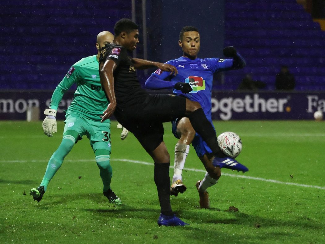 West Ham přijel v rámci FA Cupu do Stockportu