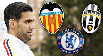 Chelsea, Valencie, Juventus. Kde skončí zvadlý bombarďák Falcao?