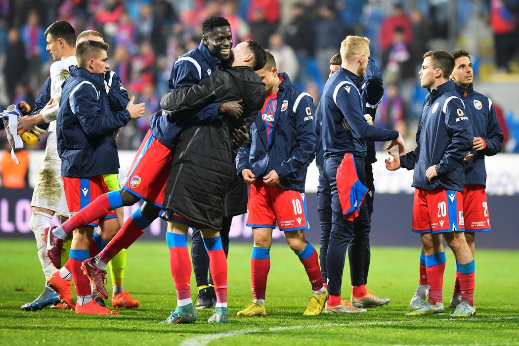 Plzeňští fotbalisté po výhře nad Brnem