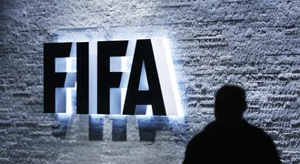 Razie ve FIFA, korupce v řádu miliard! Policie zatkla i viceprezidenty