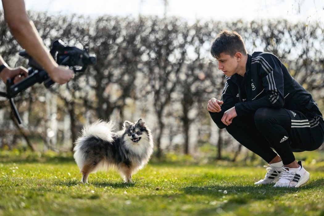 Fotbalová Sparta natočila film o Adamu Hložkovi a jeho dosavadní cestě