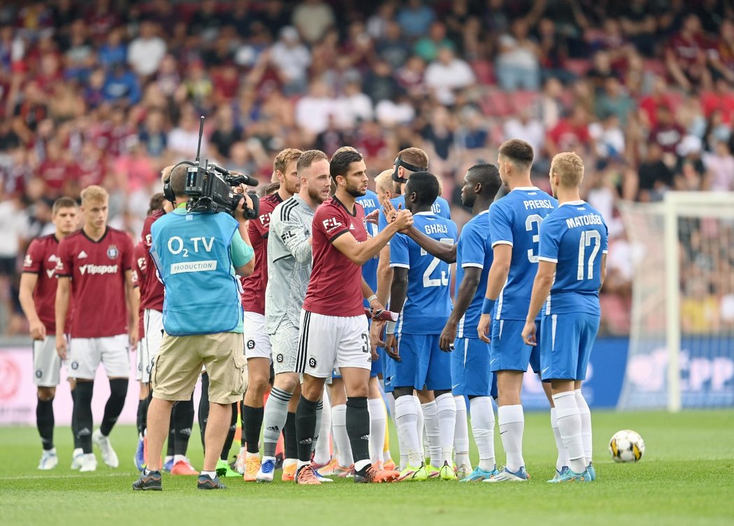 Tři dny po ostudném vyřazení z předkola Konferenční ligy nastoupila Sparta do ligového utkání proti Liberci