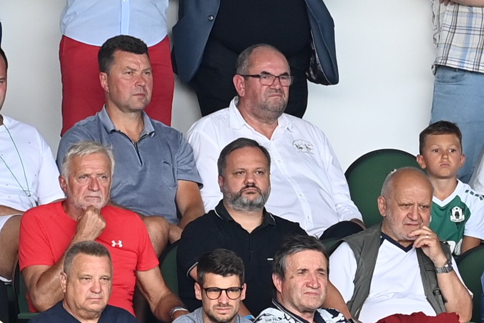 Majitel Jablonce Miroslav Pelta na tribuně během zápasu se Spartou