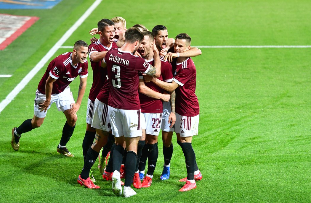 Sparta slaví trefu Lukáše Haraslína, která rozhodla derby