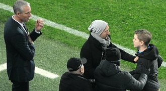 Fanoušek vs. Jílek. Šéf O2 TV Sport řekl, proč incident nebyl v televizi