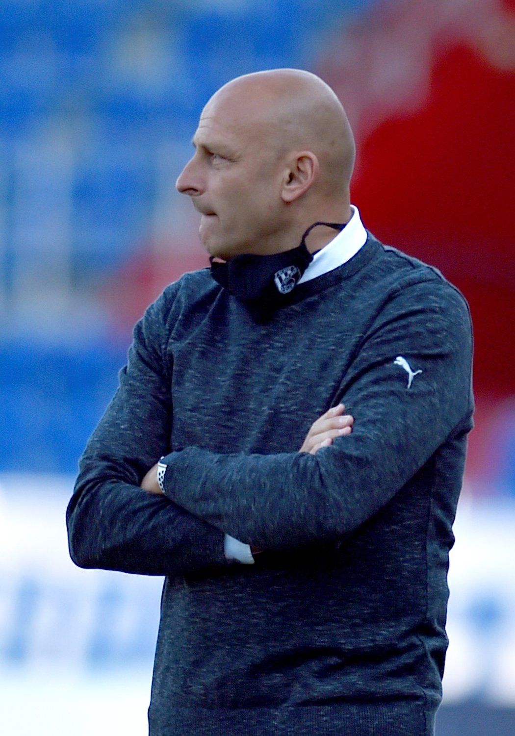 Plzeňský trenér Adrian Guľa během utkání proti Baníku, Viktoria si z Ostravy odvezla výhru 2:0