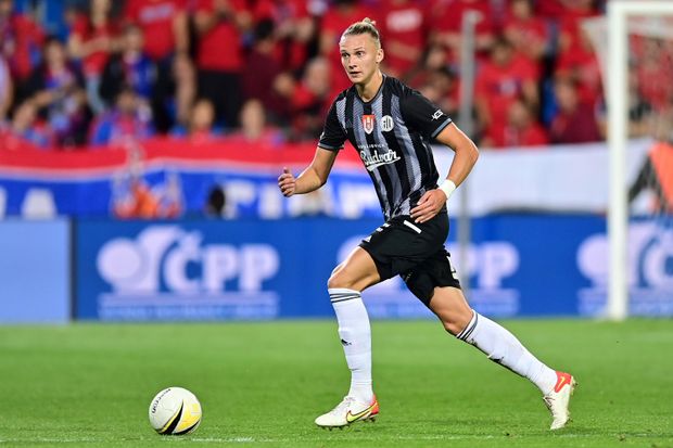 Maksym Talovierov se má brzy stát oficiálně posilou pražské Slavie, dolaďují se detaily Maksym Talovierov se má brzy stát oficiálně posilou pražské Slavie, dolaďují se detaily