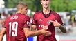 Tomáš Čvanačara slaví gól s Janem Mejdrem Tomáš Čvanačara slaví gól s Janem Mejdrem