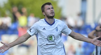 Komličenko: Čtyři trefy, pak reprezentace. Jak vypadá přestup?