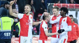 SESTŘIH: Slavia - Teplice 3:0. Uklidnění přinesly dva góly v závěru