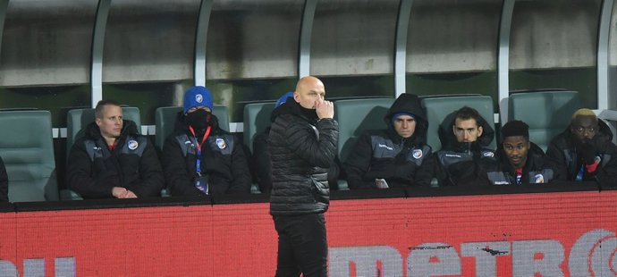 Plzeňský trenér Adrian Guľa během utkání s Jabloncem