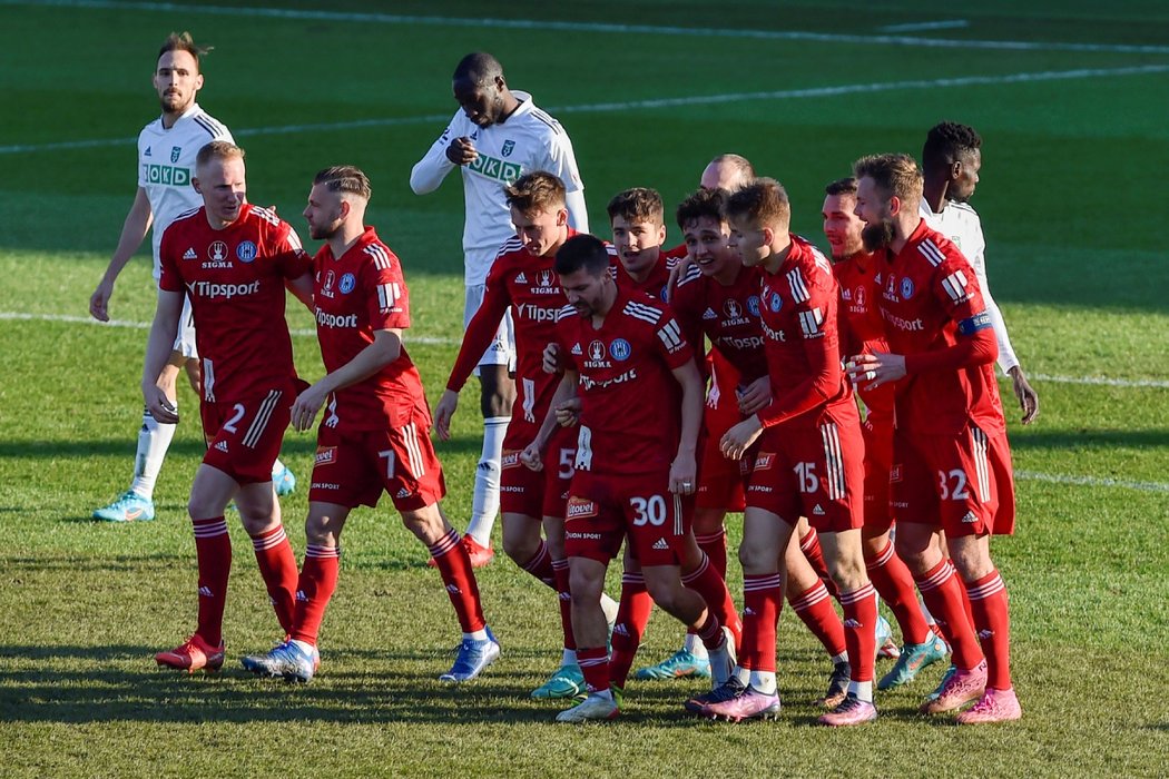 Hráči Olomouce se radují z druhého gólu