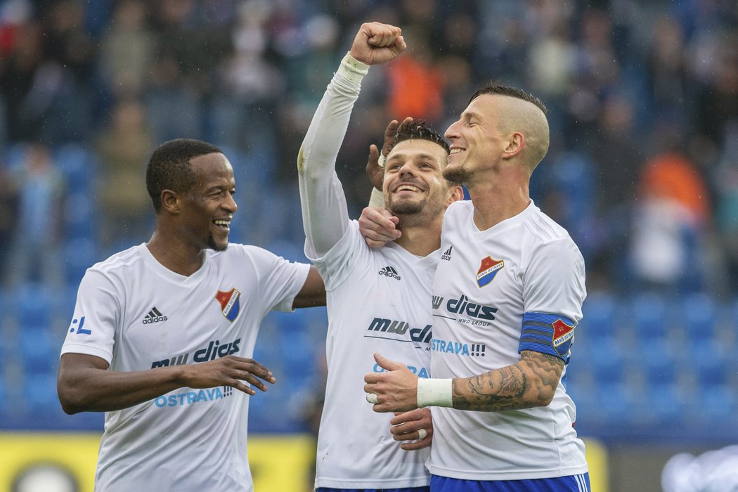 Milan Jirásek slaví svůj gól Zlínu