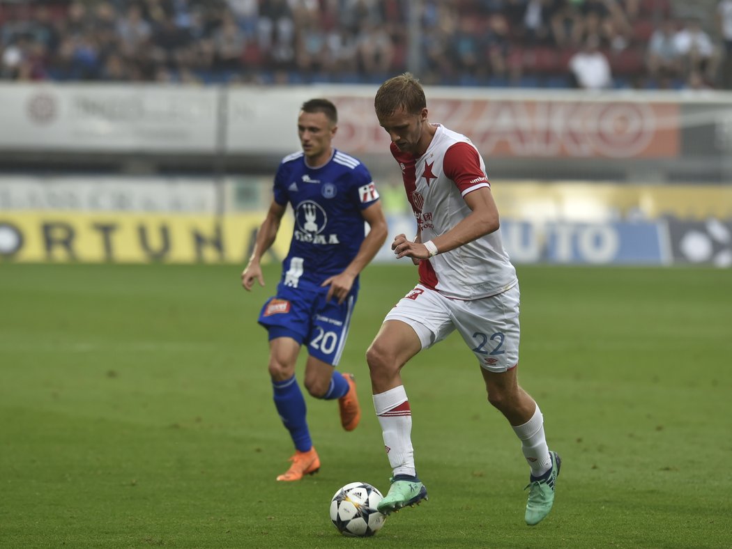 Tomáš Souček v úvodním ligovém duelu v Olomouci