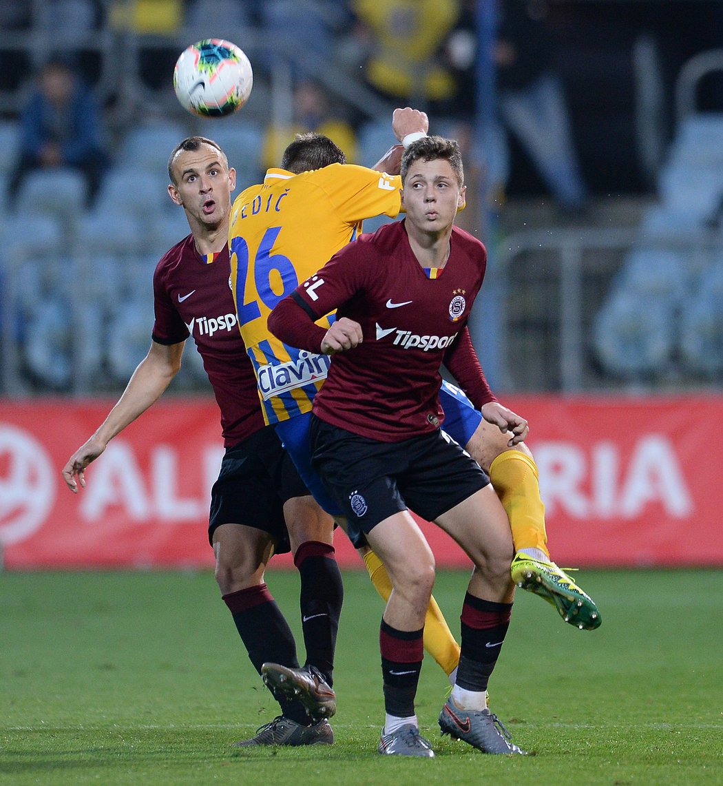 Sparta vyhrála v bojovném zápase v Opavě 1:0