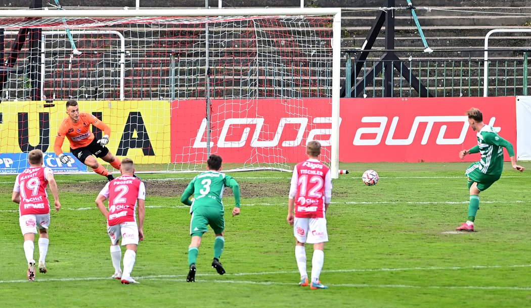 Dávid Puškáč s přehledem proměnil penaltu