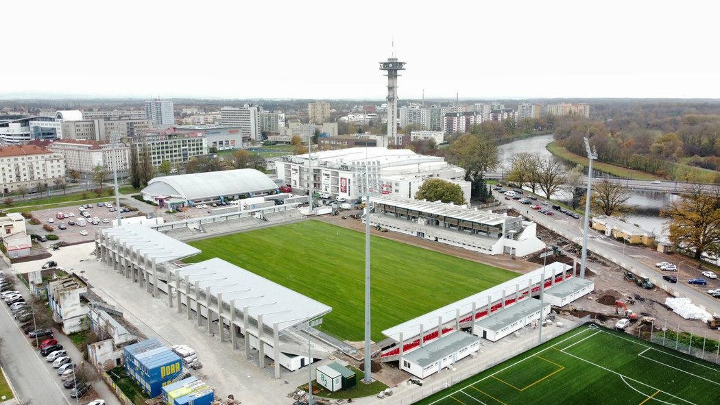 Letní stadion v Pardubicích