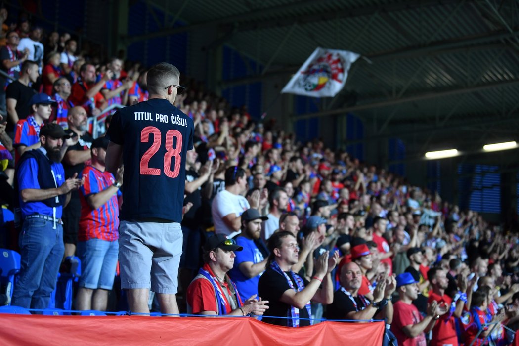 Plzeňští fanoušci během utkání s Mladou Boleslaví