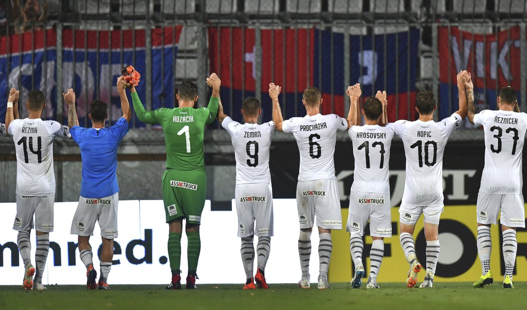 Fotbalisté Plzně slaví vydřenou výhru v Olomouci, kterou opět zařídil střídající hráč - Roman Procházka