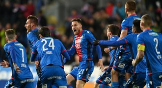 SESTŘIH: Plzeň - Slavia 1:1. Chorý trkl remízu, Viktoria dál vede ligu