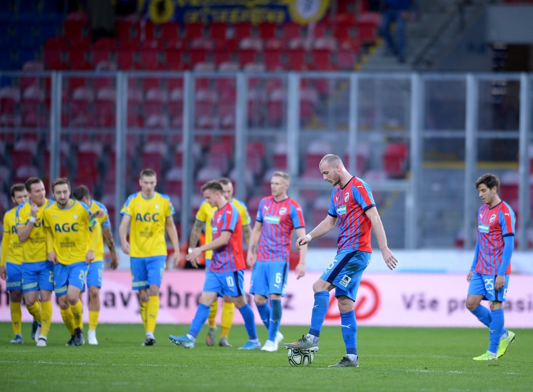 Fotbalisté Teplic v momentě, kdy v Plzni srovnali na 1:1