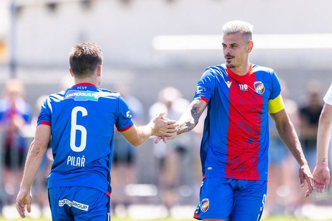 Plzeň - Vary 9:0. Debakl týmu z ČFL šest gólů za dvacet minut Plzeň - Vary 9:0. Debakl týmu z ČFL šest gólů za dvacet minut