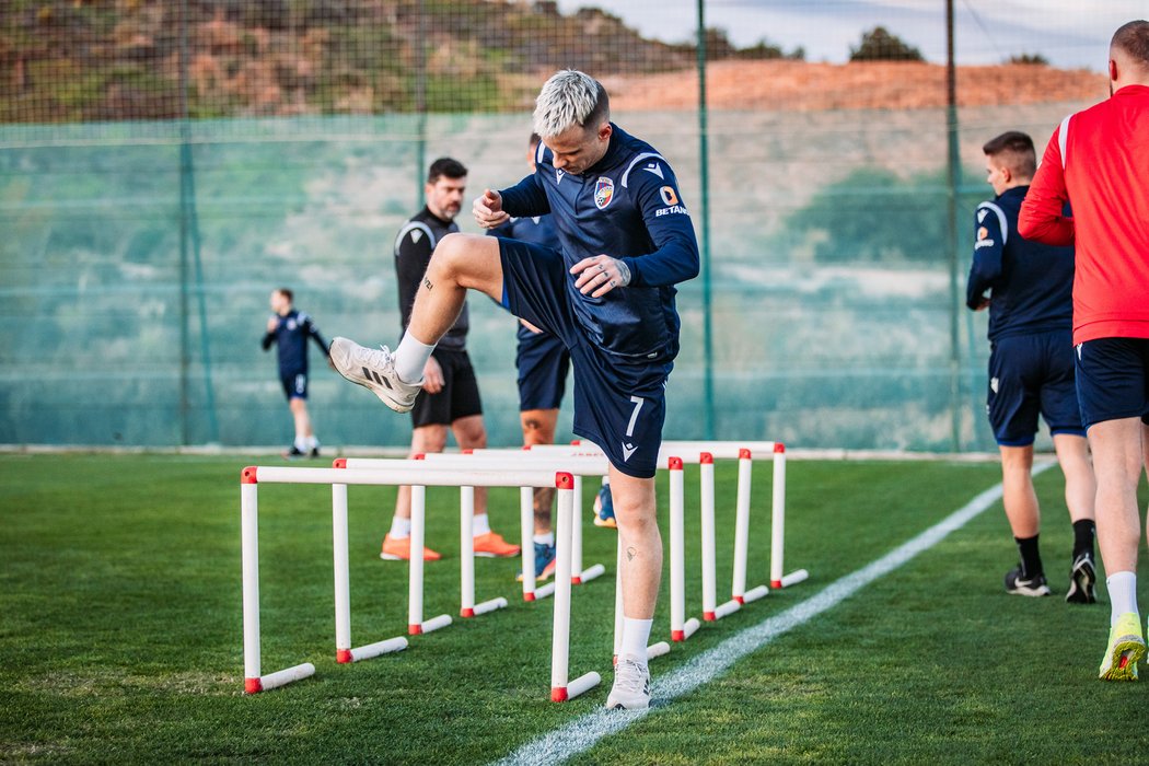 Plzeňský záložník Jan Sýkora na tréninku ve španělském Benidormu