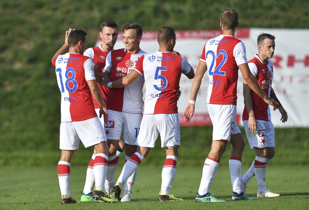 Hráči Slavie v generálce proti Rostovu