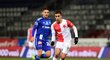 Jiří Spáčil z Olomouce a Ondřej Lingr ze Slavie v utkání FORTUNA:LIGY