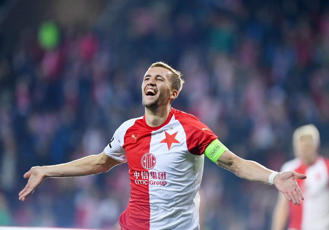 Tomáš Souček se raduje z gólu v ligovém duelu proti Baníku